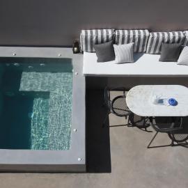 SV Mansion Oia