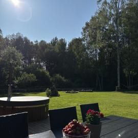 Maalähedane elamus Saaremaal!, hotel u gradu Oti