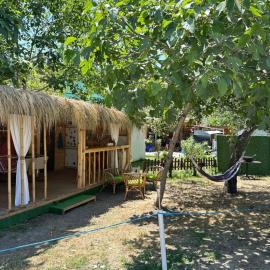 Каравана Бамбоо, hotel in Sozopol