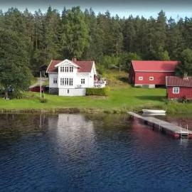 Idyllic House By Bamlevannet