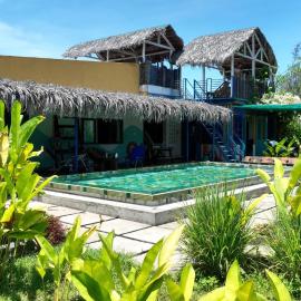 Minh Beach House Chau Tan, хотел в Bình Sơn