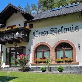 Casa Stefania – hotel w mieście Tălmăcel