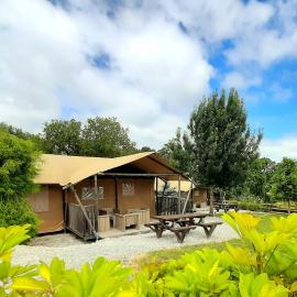 Silver Coast Glamping luxury lodge, hotel a Alcobaça