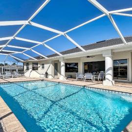 Boaters Dream S. Terr Pool Yacht Club Boating