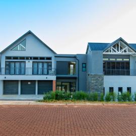 Mi Casa Su Casa Dullstroom luxury family Villa 12 sleeper