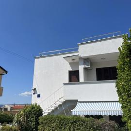 Apartmani Selce Dunja