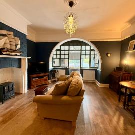 Luxury Garden Flat by the Sea, Captains Quarters