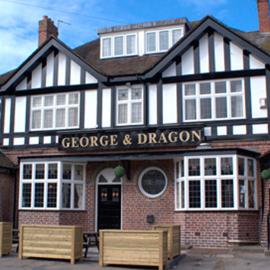 George & Dragon، فندق في كولشل
