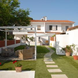 Residenza estiva con giardino vista mare Santa Lucia