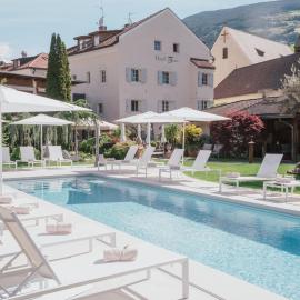 Hotel Traube, hotel sa Bressanone