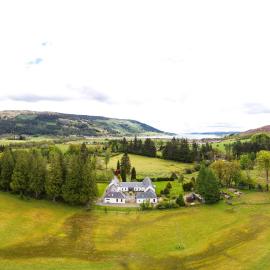 Argyll Farmhouse-Idyllic Setting-Sleeps10