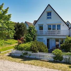 Haus Breeghus Ferienwohnung Boddenkoje