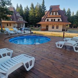 Vila Tri Srca, hotel in Beserovina