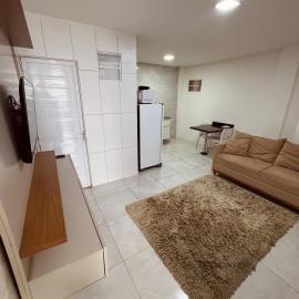 Nox Temporada Flat Completo em Caruaru com Ar e Wi-Fi Flat 001, hotel a Caruaru