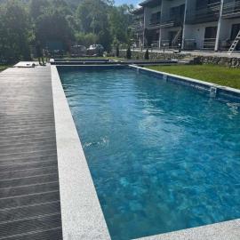 На березі річки, hotel in Synevyr