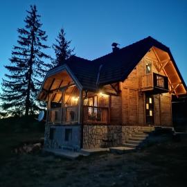 Planinska kuca Mir, hotel v destinaci Sekulić 