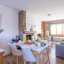 Studio paisible, à Neuf-Mesnil