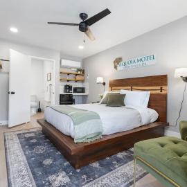 The Belle Sequoia Motel RM9, hotel a Three Rivers