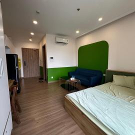 Chích Cún Homestay Sky Oasis Ecopark, hotel in Kim Quan