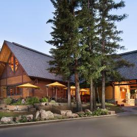 Buffalo Mountain Lodge, hotell i Banff