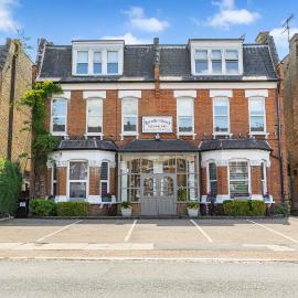 Barnet में, होटल Heatherbank Guest House