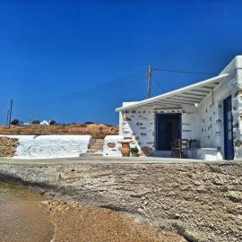 Karnagio - Traditional Seafront House, hotel a Koufonísia