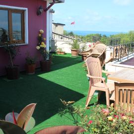 Nazar Hotel โรงแรมในทรับซอน