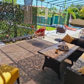 Viesnīca Casa La Bunicu - Curte privata & liniste pilsētā Tekirgjola