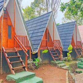 Valley Ciater Subang Mitra RedDoorz, hotel a Ciater