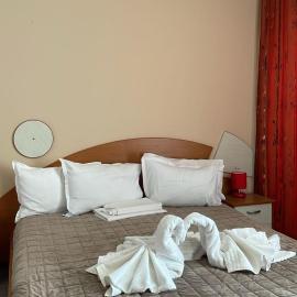 Hotel Cristal, hotel Jupiterben