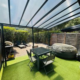 N10 Maison T2 climatisé avec jacuzzi privé