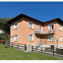 Casa Azalea: vista Lago di Como, hotell i Cremia