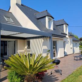 Belle maison spacieuse à Erquy, hotel i Erquy