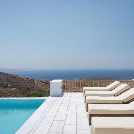 Morfes Luxury Apartments, hotel en Triandáros