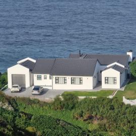 Tsitsikama Beach House, hotell i Eersterivierstrand