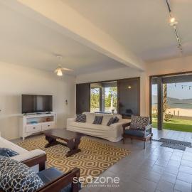 Casa 6Q pé na areia em Bombinhas ABM0101, hotel v destinaci Zimbros