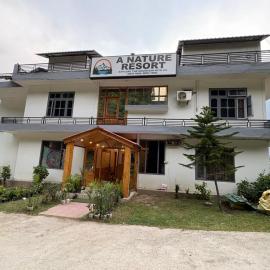 A Nature Resort, Hotel in Jari