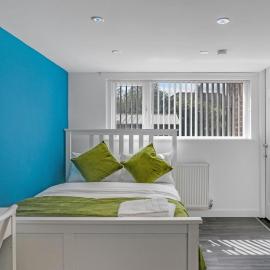 Luxury 5-bedroom home in Newcastle