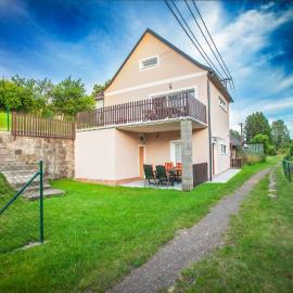 Apartmány SKÁLY, hotel in Teplice nad Metují