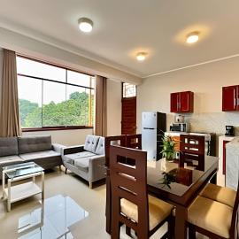 Vive a 5min centro 2HAB con A/C Moderno y Amplio