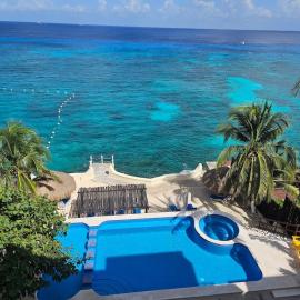 Cantamar 401, huge condo , incredible views, hótel í Cozumel