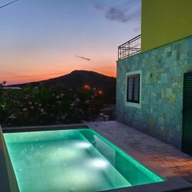 Villa Mirta