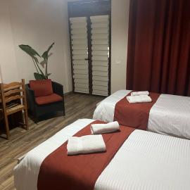 Tirana में, होटल Eljos Hotel