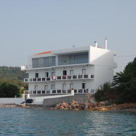 Asmini Studios, hotel di Pefki