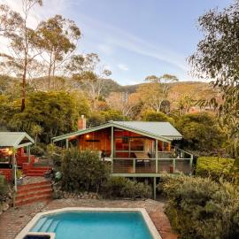 Bush Retreat on the Bay