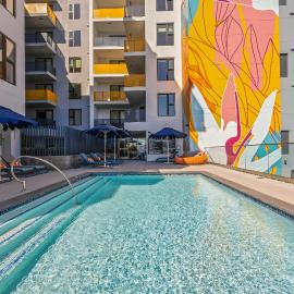 One Lux Stay - Hollywood
