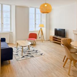 Appart 95m2 - 3Ch, 3 lits - Aurillac centre - Wifi