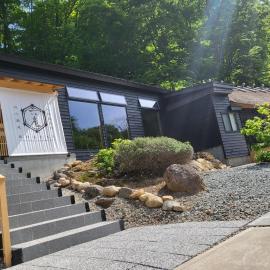 孫六温泉六庵, hotel a Senboku