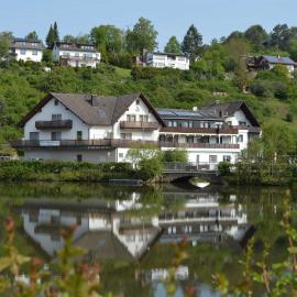 Ferienwohnungen Pfeil