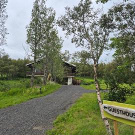 Skaftholt Guesthouse, hotell i Birkikinn